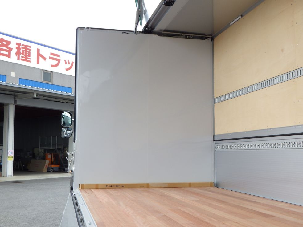 プロテクター裏側の状態です。|日野 プロフィア 2DG-FW1AHCの写真42