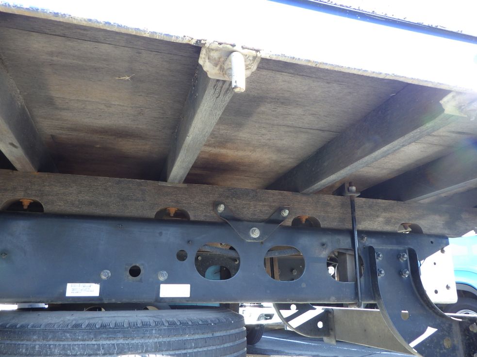 シャーシとネタの状態です。(ネタは鉄製です)|三菱 ファイター PDG-FK61Fの写真7