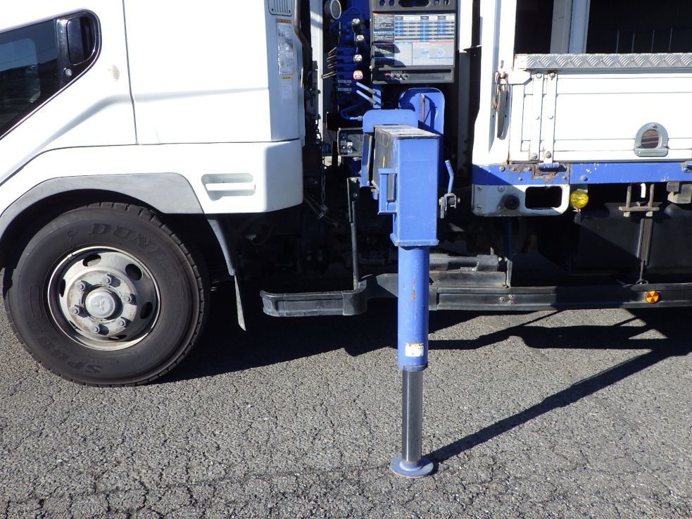 アウトリガーの状態です。|三菱 ファイター PDG-FK61Fの写真11