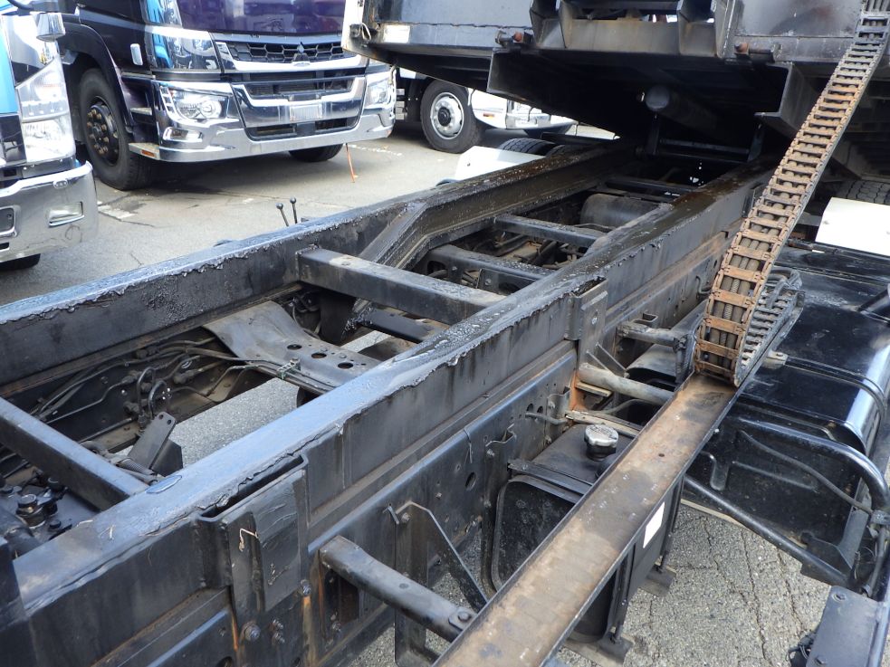 シャーシの状態です。|いすゞ フォワード KL-FSR33K4Rの写真12