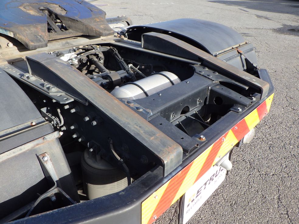 シャーシの状態です。|日野 プロフィア QPG-SH1EDDGの写真7