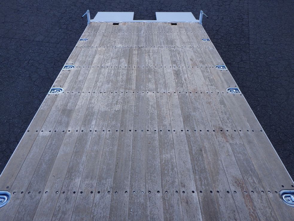 床板の状態です。|三菱 ファイター 2KG-FK62FZの写真9