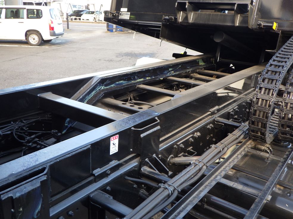 シャーシの状態です。|三菱 ファイター 2KG-FK62FZの写真12