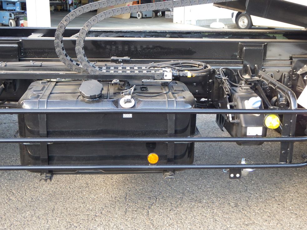 燃料タンクは200Lです。|三菱 ファイター 2KG-FK62FZの写真22