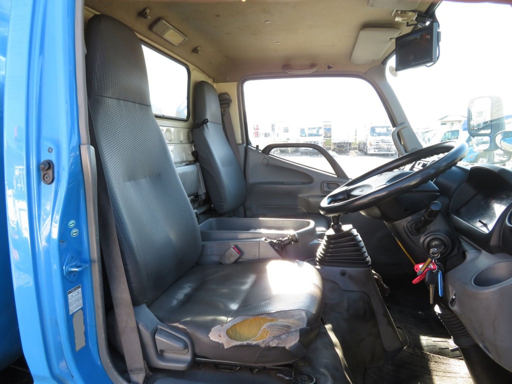 日野 デュトロ TKG-XZU600E(2WD)の写真6
