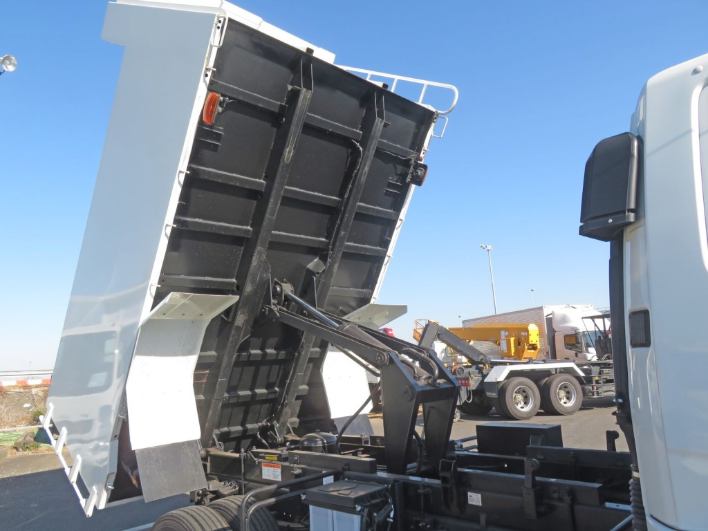 三菱 ファイター 2KG-FK62FZの写真9