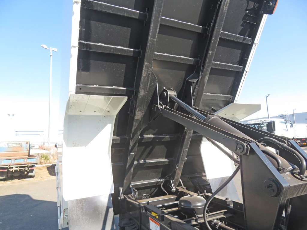 三菱 ファイター 2KG-FK62FZの写真31