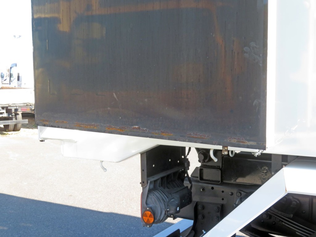 三菱 ファイター 2KG-FK62FZの写真37