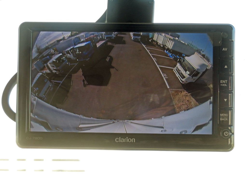 液晶バックモニター付きです。|三菱 スーパーグレート 2PG-FS74HZの写真21