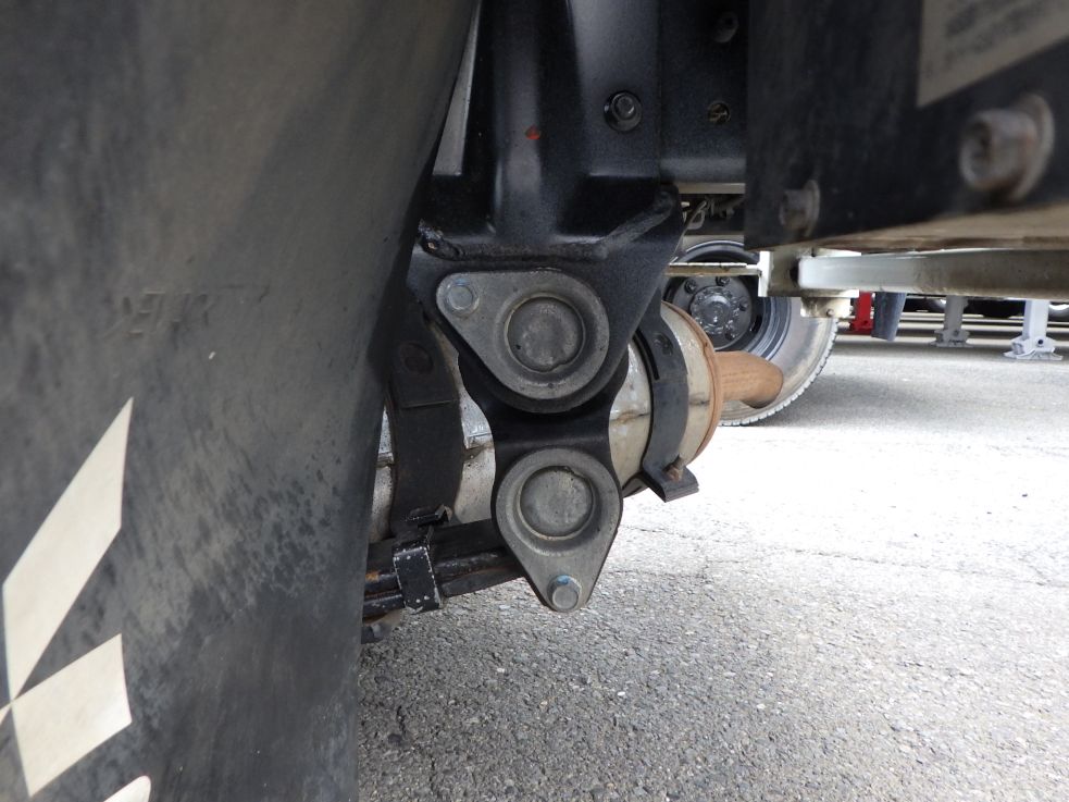 三菱 キャンター TPG-FBA50(2WD)の写真5