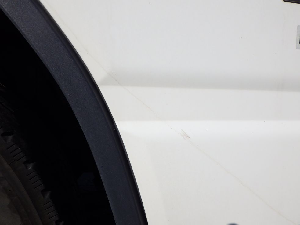 運転席側ドアにスレがあります。|三菱 キャンター TPG-FBA50(2WD)の写真24