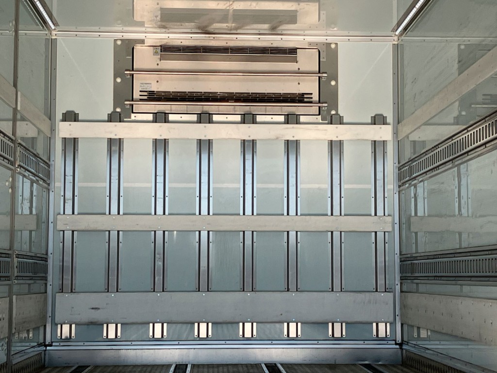 日野 レンジャー 2KG-FD2ABG(2WD)の写真11