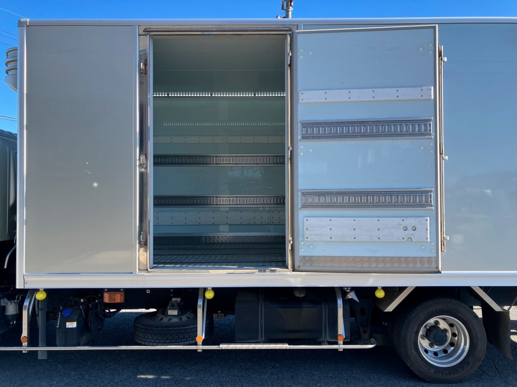 日野 レンジャー 2KG-FD2ABG(2WD)の写真13