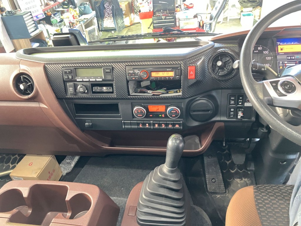 日野 レンジャー 2KG-FD2ABG(2WD)の写真15