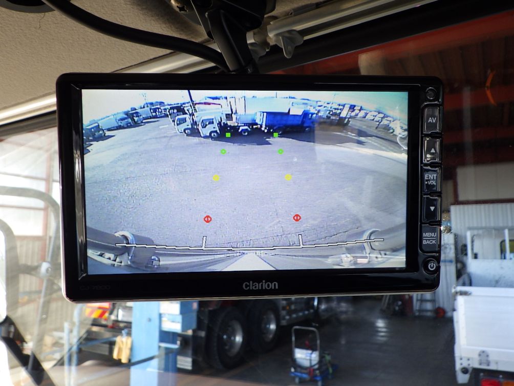 液晶バックモニター付きです。|日野 レンジャー 2KG-FD2ABG(2WD)の写真17