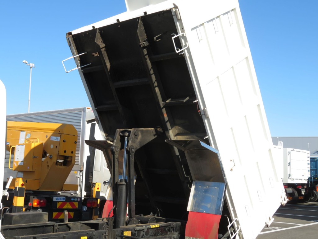 いすゞ フォワード PKG-FRR90S1(2WD)の写真9