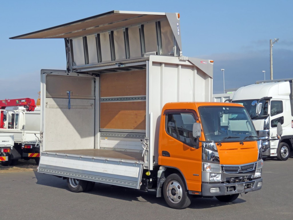 三菱 キャンター TPG-FEA50(2WD)の写真2
