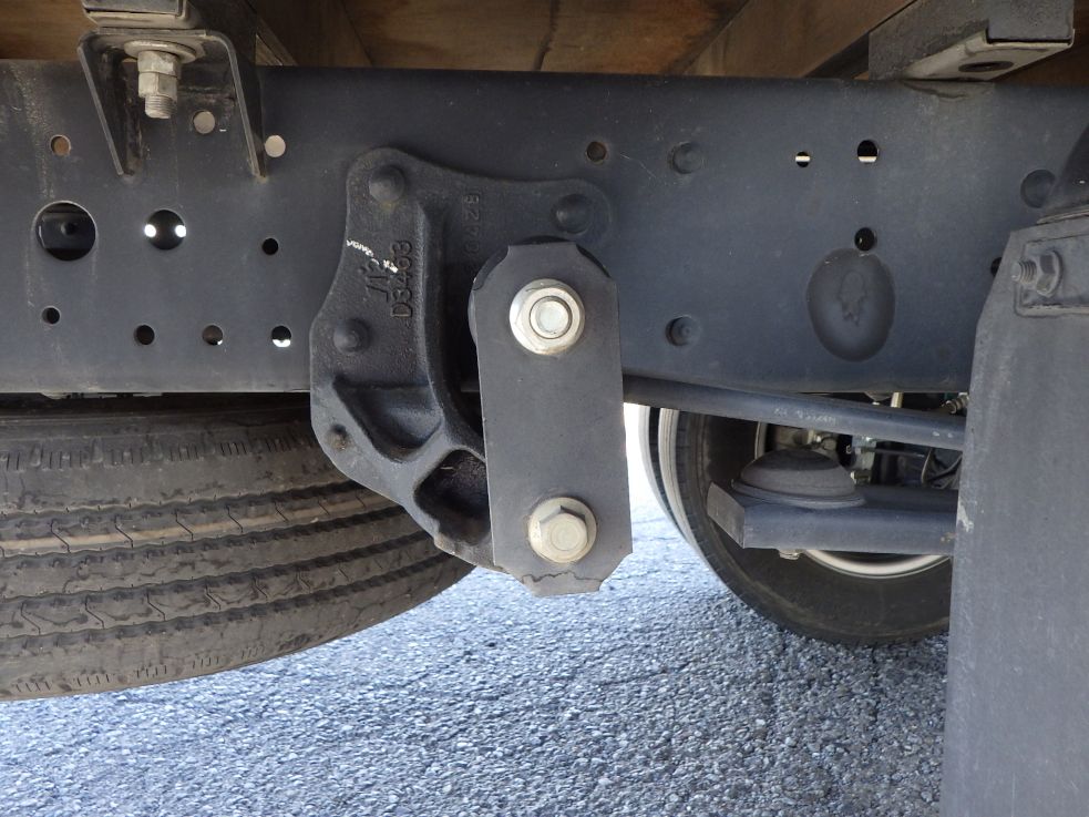 いすゞ エルフ 2RG-NNR88AR(2WD)の写真5