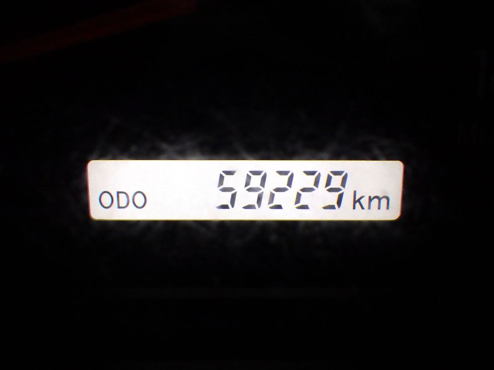 いすゞ エルフ 2RG-NNR88AR(2WD)の写真13