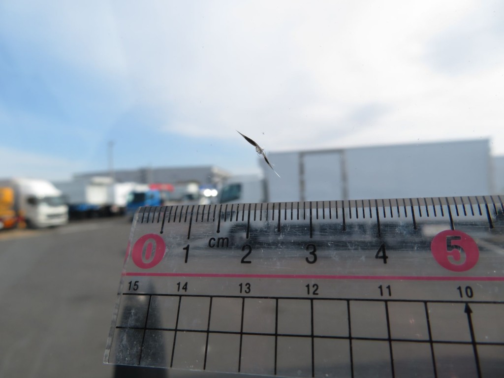 いすゞ エルフ 2RG-NPR88YN(2WD)の写真9