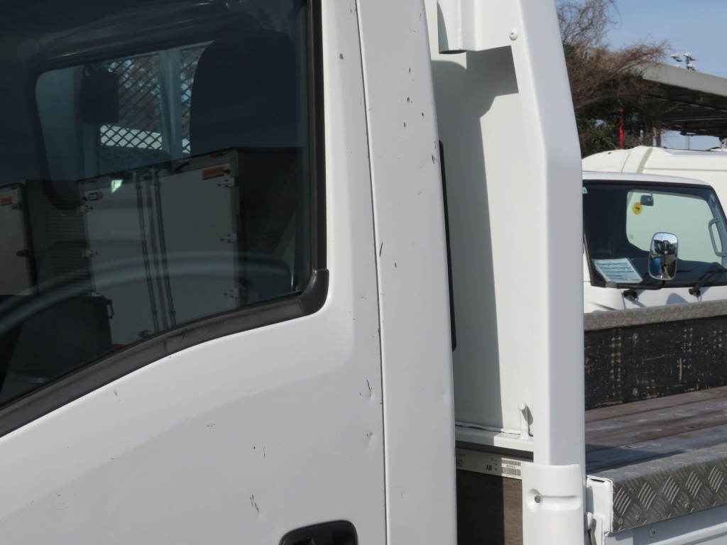 いすゞ エルフ 2RG-NPR88YN(2WD)の写真15