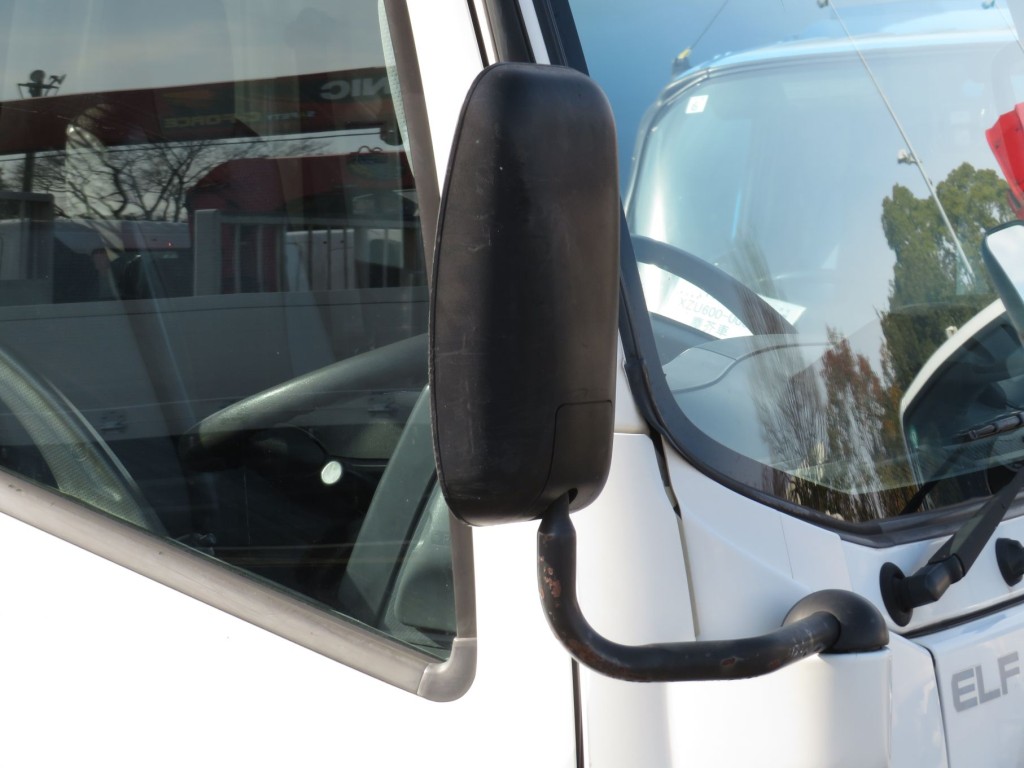 いすゞ エルフ 2RG-NPR88YN(2WD)の写真29