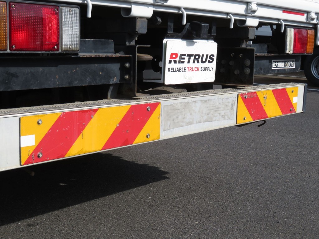 いすゞ エルフ 2RG-NPR88YN(2WD)の写真47