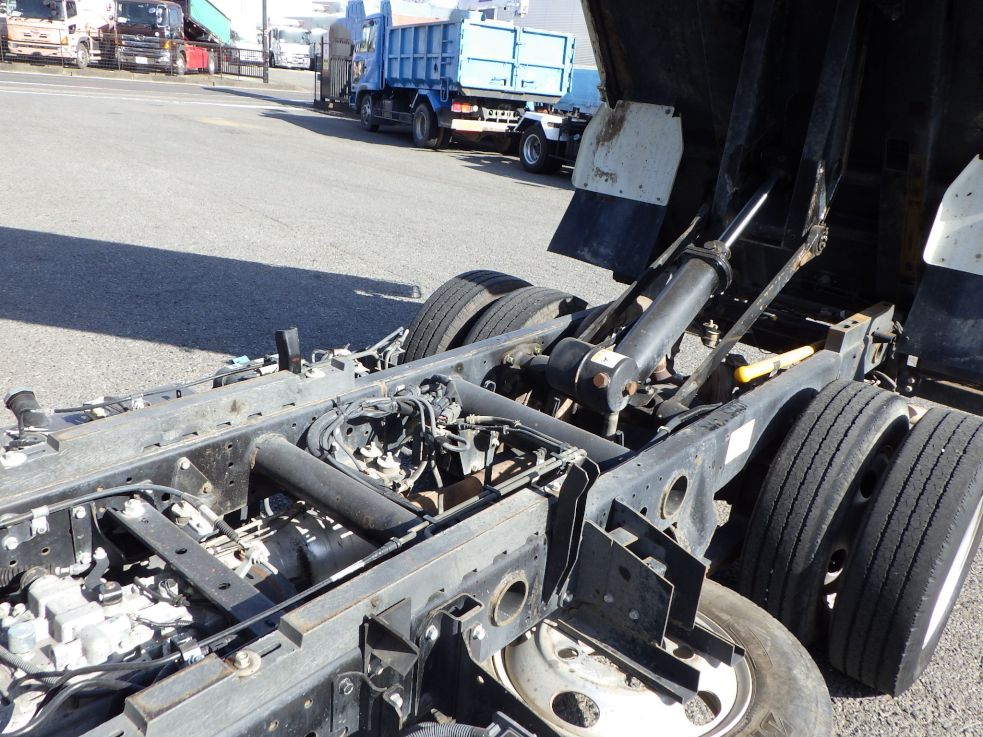 シャーシの状態です。|三菱 キャンター TPG-FBA60(2WD)の写真10