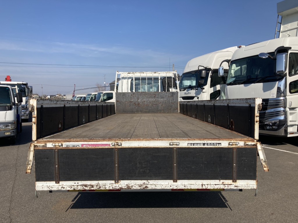 リアアオリを降ろした状態です。|三菱 ファイター TKG-FK61F(2WD)の写真17