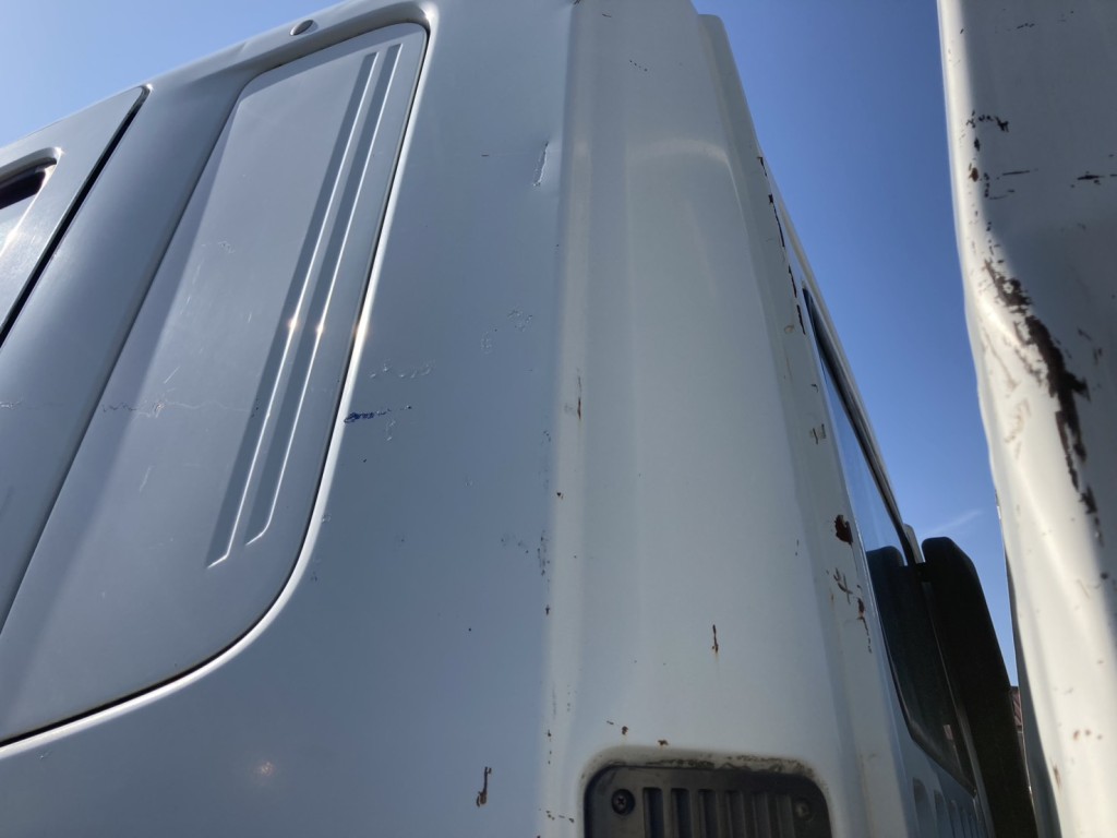 左クオーターパネルに凹み、小キズが有ります。|三菱 ファイター TKG-FK61F(2WD)の写真38