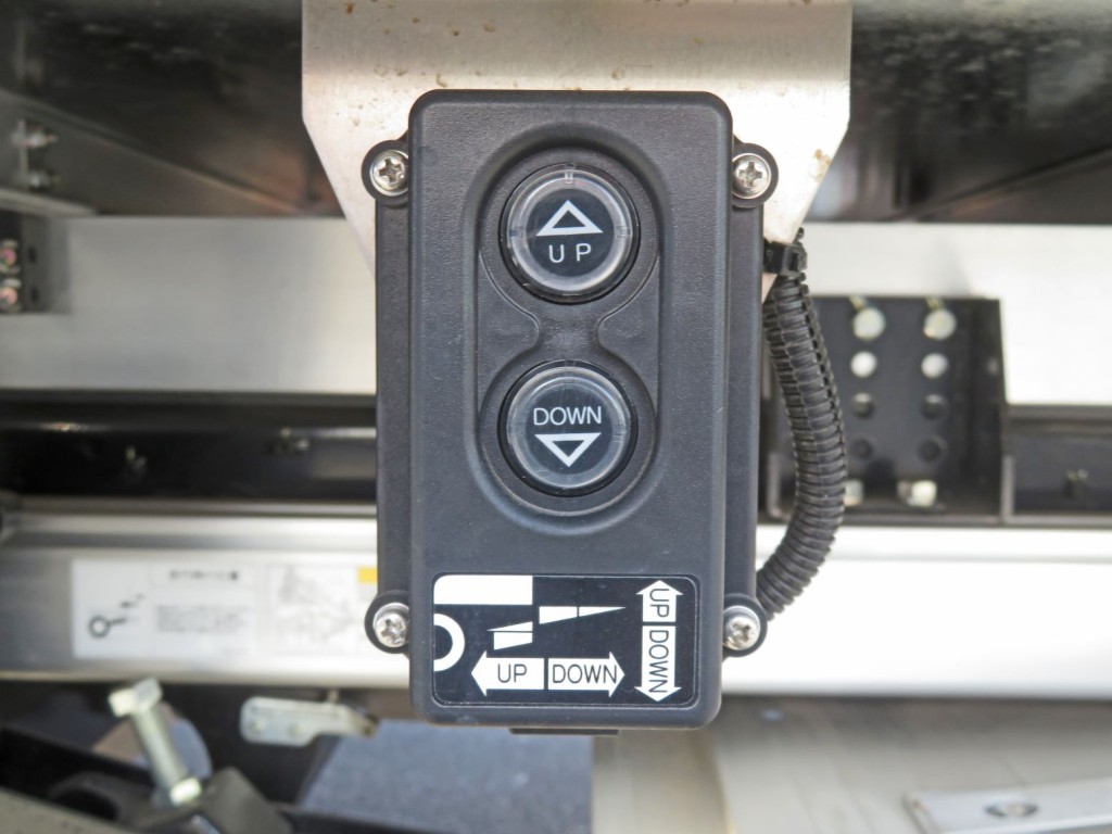 三菱 ファイター 2KG-FK65F(2WD)の写真12