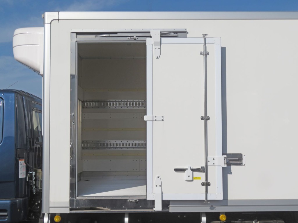 三菱 ファイター 2KG-FK65F(2WD)の写真15