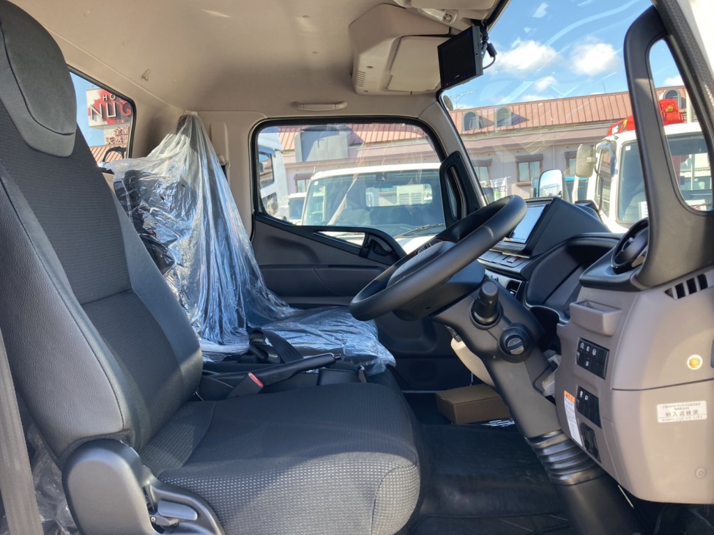 三菱 キャンター 2RG-FEB80(2WD)の写真11