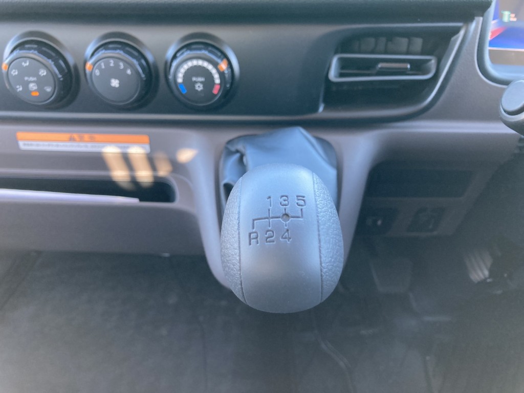 三菱 キャンター 2RG-FEB80(2WD)の写真31