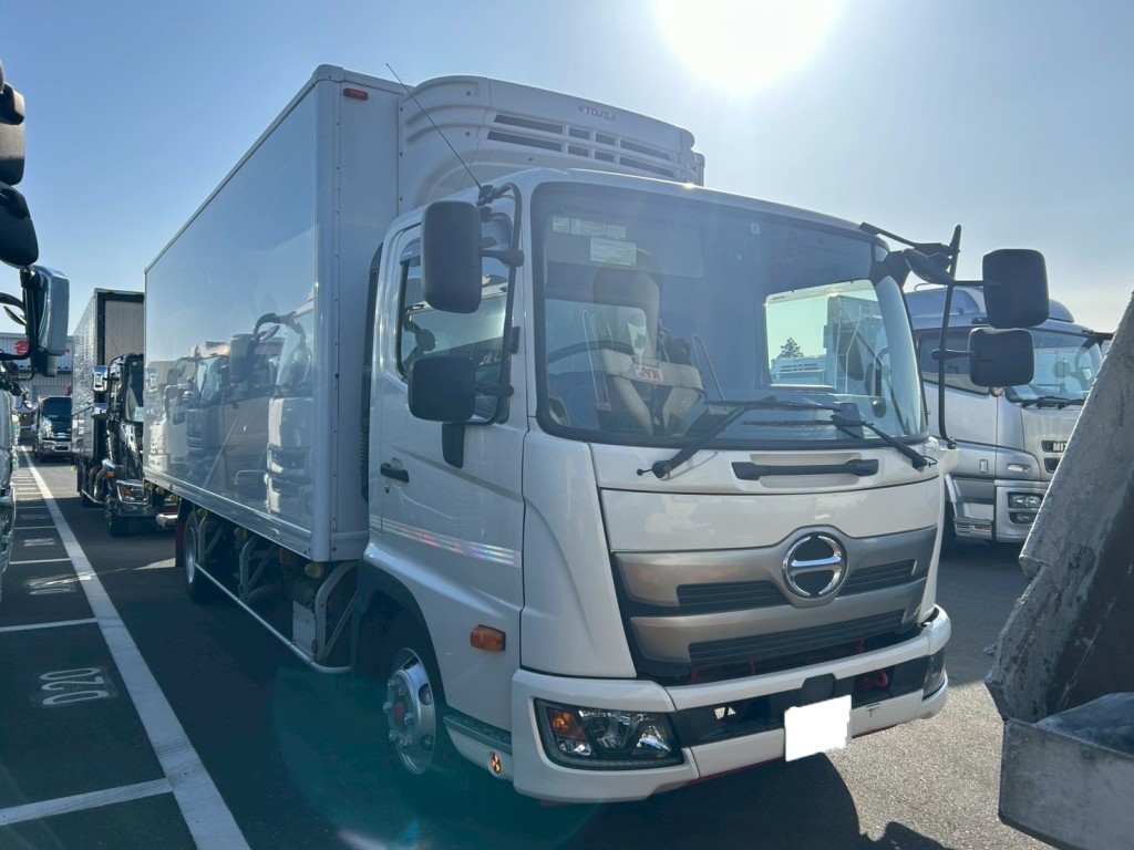 日野 レンジャー 2KG-FC2ABG(2WD)の写真2