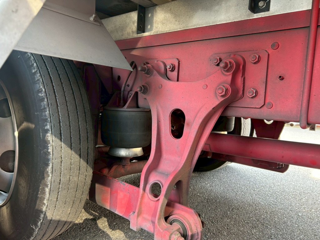 日野 レンジャー 2KG-FC2ABG(2WD)の写真5