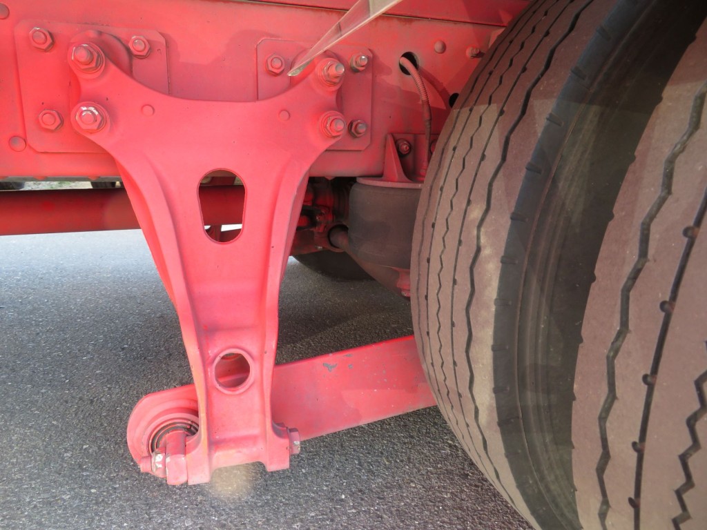 エアサスです。|日野 レンジャー 2KG-FC2ABG(2WD)の写真5