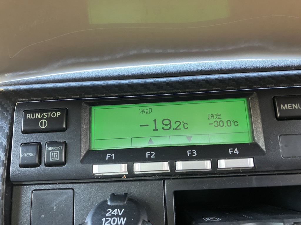 冷凍機は-30℃設定で冷凍機テストでは0℃スタート 1.5Hで-19.2℃確認済みです。|日野 レンジャー 2KG-FC2ABG(2WD)の写真18