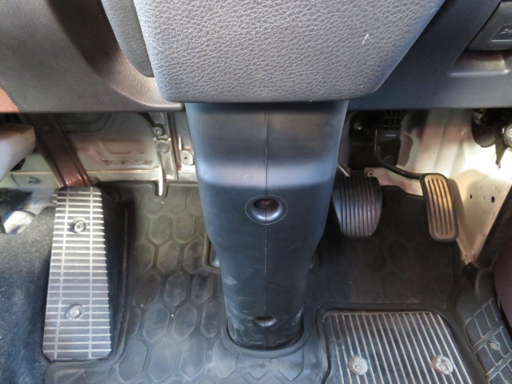 2ペダルです。|日野 レンジャー 2KG-FC2ABG(2WD)の写真23