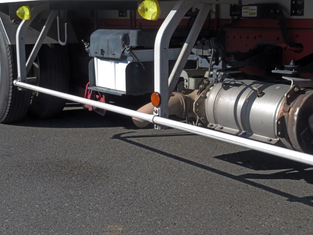 運転席側サイドバンパーにキズがあります。|日野 レンジャー 2KG-FC2ABG(2WD)の写真46