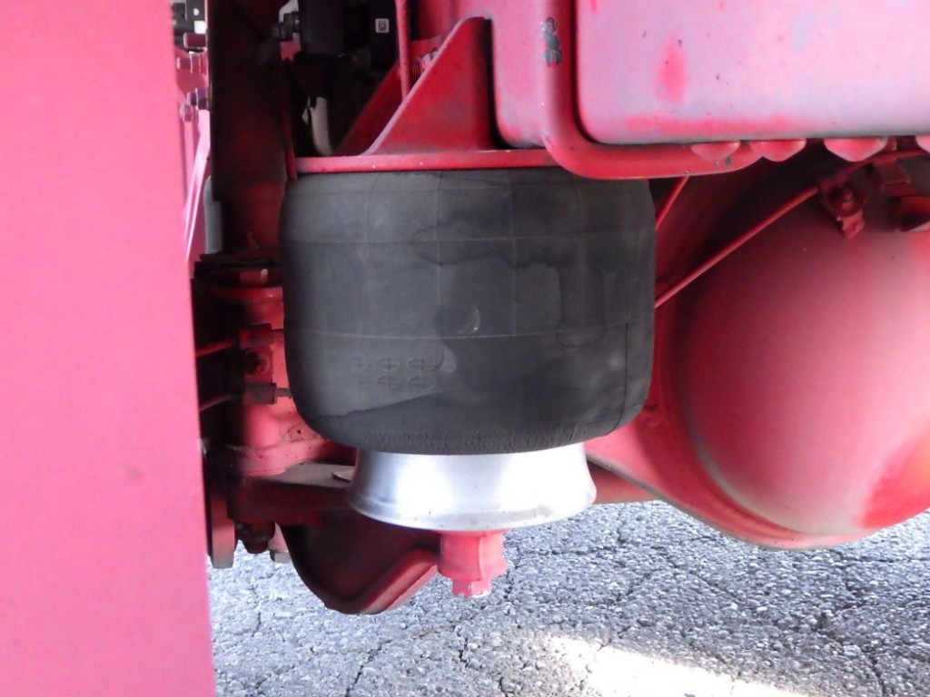 エアサスです。|日野 レンジャー 2KG-FC2ABG(2WD)の写真5