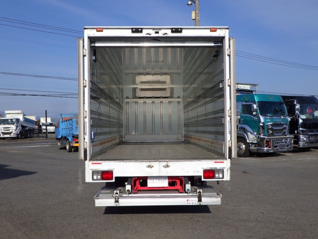 荷台全体の状態です。床はシステムフロアです|日野 レンジャー 2KG-FC2ABG(2WD)の写真9