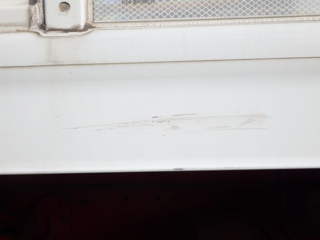 左右のサイドレールにスレがあります。|日野 レンジャー 2KG-FC2ABG(2WD)の写真36