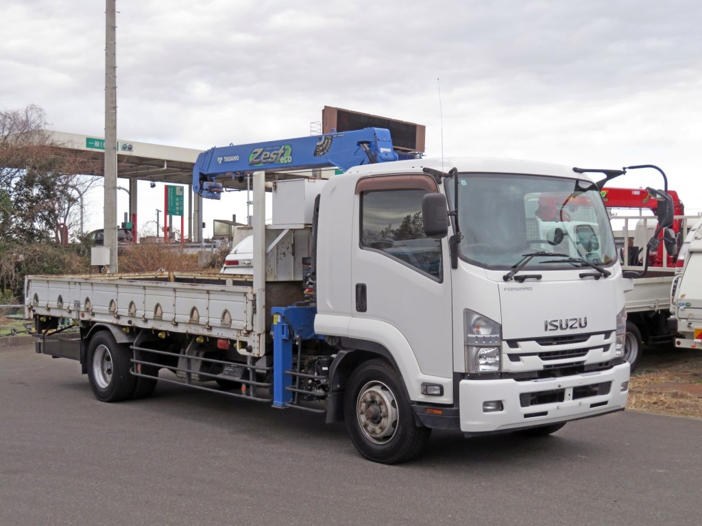 いすゞ フォワード LPG-FTR90S2の写真2