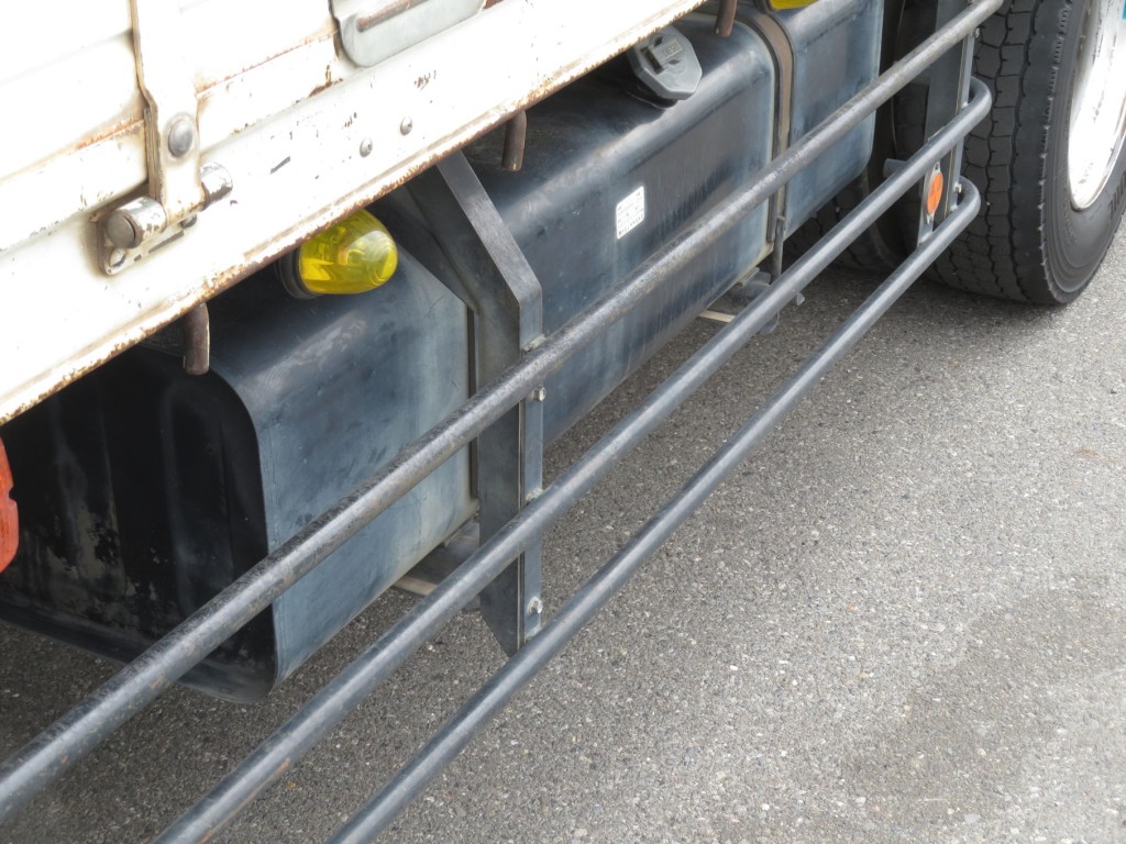 いすゞ フォワード LPG-FTR90S2の写真16