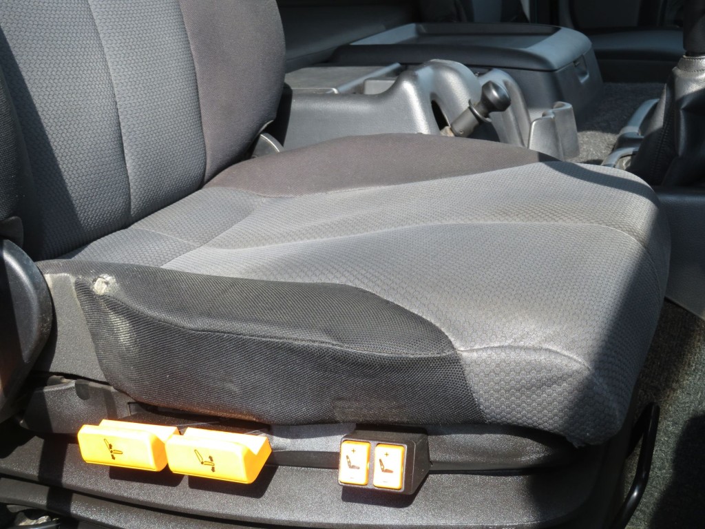 運転席座面の状態です。|日野 プロフィア QPG-FR1EXEGの写真27