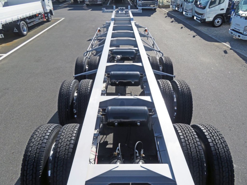 シャーシ上部の状態です。|トレクス  NCCTB34081の写真8