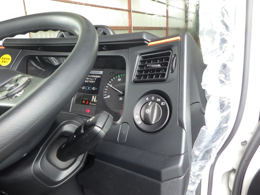 三菱 スーパーグレート 2KG-FV80VJR(2WD)の写真19