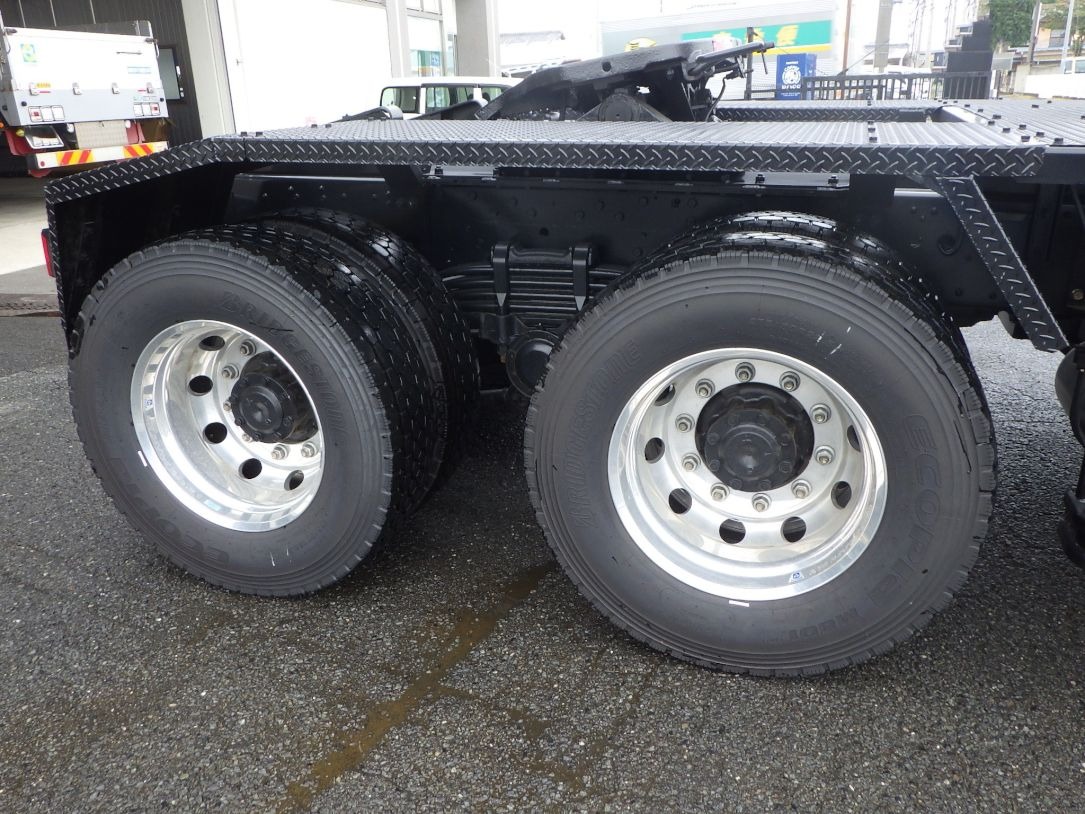 三菱 スーパーグレート 2KG-FV80VJR(2WD)の写真29