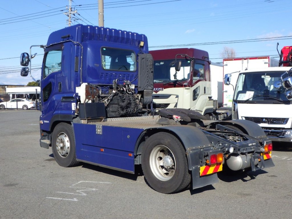 いすゞ ギガ QKG-EXD52BDの写真3